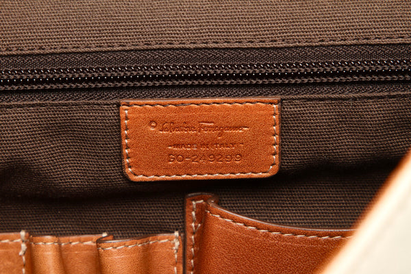 サルヴァトーレフェラガモ ガンチーニ GO-249299 ホワイト ブラウン キャンバス レザー ショルダーバッグ ユニセックス Salvatore Ferragamo 中古