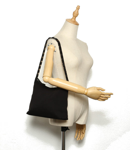 サルヴァトーレフェラガモ ヴァラ D 21 8801 ブラック キャンバス ショルダーバッグ レディース Salvatore Ferragamo 中古