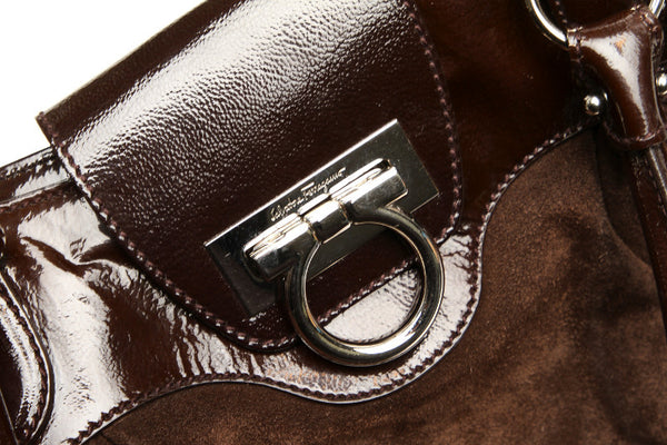 サルヴァトーレフェラガモ ガンチーニ ショルダーバッグ AU-21 5370 ブラウン スウェード パテントレザー レディース Salvatore Ferragamo 【中古】