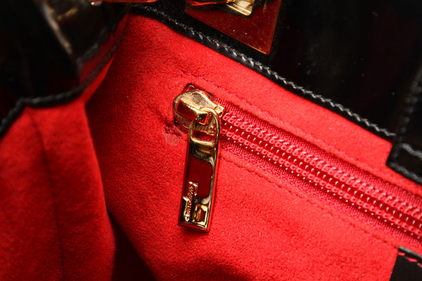 サルヴァトーレフェラガモ AU-21-1891 ブラック パテントレザー チェーン ショルダーバッグ レディース Salvatore Ferragamo 中古