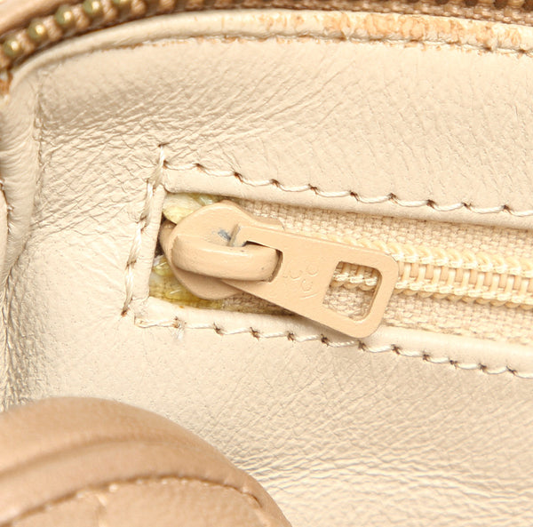 シャネル ココマーク ベージュ ラムスキン 肩掛け ショルダーバッグ レディース CHANEL 中古