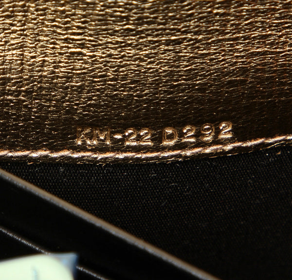 サルヴァトーレフェラガモ ガンチーニ KM 22 D292 ゴールド レザー ウォレットチェーン レディース Salvatore Ferragamo 中古