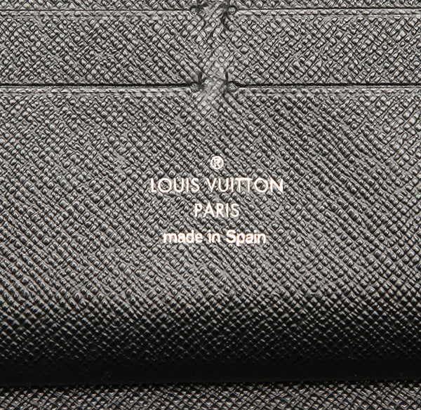 ルイ ヴィトン モノグラム ストーリー ロゴ  M67826 ブラウン PVC レザー 長財布 ユニセックス LOUIS VUITTON 中古