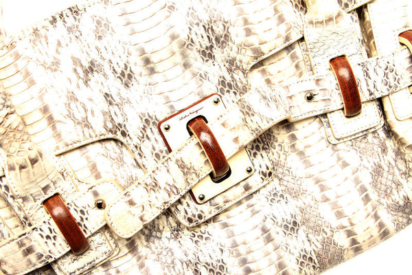 サルヴァトーレフェラガモ DY-21 A135 アイボリー ブラウン 型押しパイソン ショルダーバッグ レディース Salvatore Ferragamo 中古