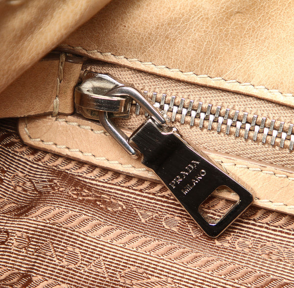 プラダ BN2067 ベージュ レザー ハンドバッグ レディース PRADA 中古