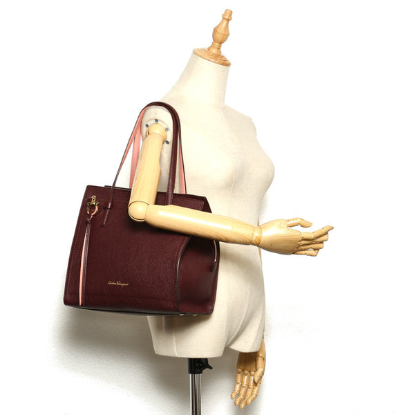 サルヴァトーレフェラガモ ガンチーニ EZ-21 F216 ボルドー レザー ショルダーバッグ レディース Salvatore Ferragamo 中古