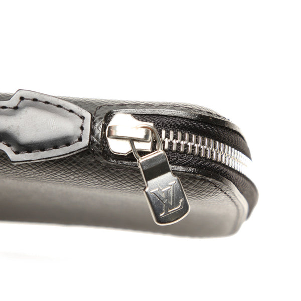 ルイ ヴィトン タイガ オーガナイザー アトール M30652 ブラック グレー レザー 長財布 メンズ LOUIS VUITTON 中古
