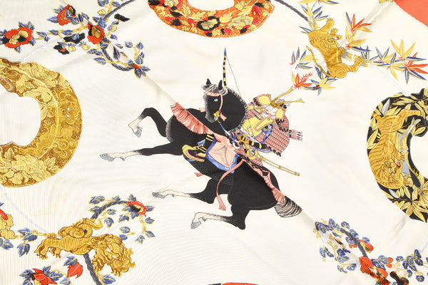 エルメス カレ SAMOURAI ホワイト ピンク ブラック シルク スカーフ レディース HERMES 中古