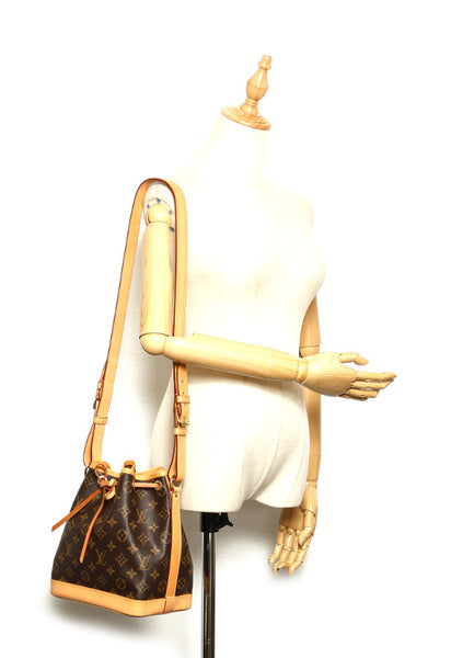 ルイ ヴィトン モノグラム ノエＢＢ M40817 ブラウン 茶 PVC レザー ショルダーバッグ レディース LOUIS VUITTON 中古