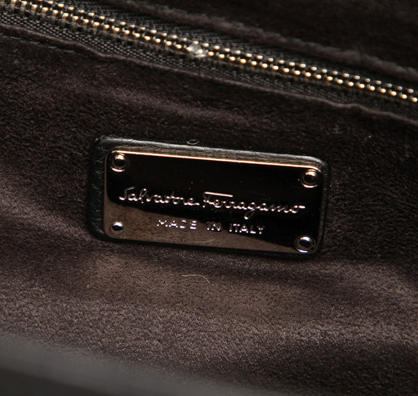 サルヴァトーレフェラガモ ショルダーバッグ 1-240001046771