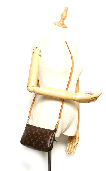 ルイ ヴィトン アクセソワール M51980 ブラウン 茶 PVC レザー アクセサリーポーチ レディース LOUIS VUITTON 中古
