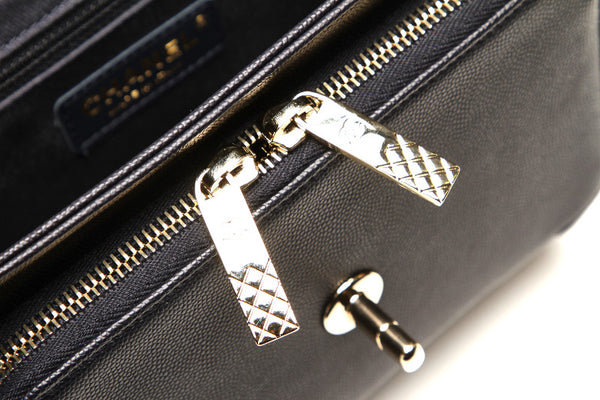 シャネル マトラッセ ネイビー レザー ハンドバッグ ショルダーバッグ 2WAY レディース CHANEL 中古