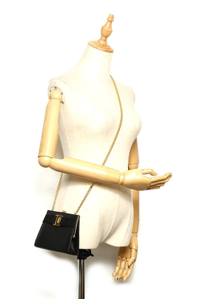 サルヴァトーレフェラガモ ヴァラリボン 223054 ブラック 黒 レザー ショルダーバッグ レディース Salvatore Ferragamo 中古