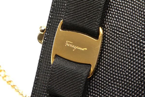 サルヴァトーレフェラガモ ヴァラリボン 223054 ブラック 黒 レザー ショルダーバッグ レディース Salvatore Ferragamo 中古