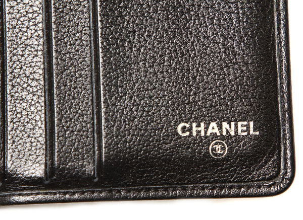シャネル カメリア ブラック レザー 二つ折り財布 レディース CHANEL 中古