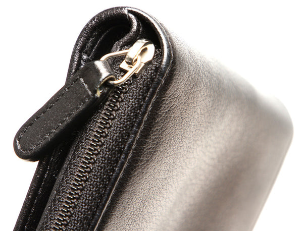 シャネル カメリア ブラック レザー 二つ折り財布 レディース CHANEL 中古