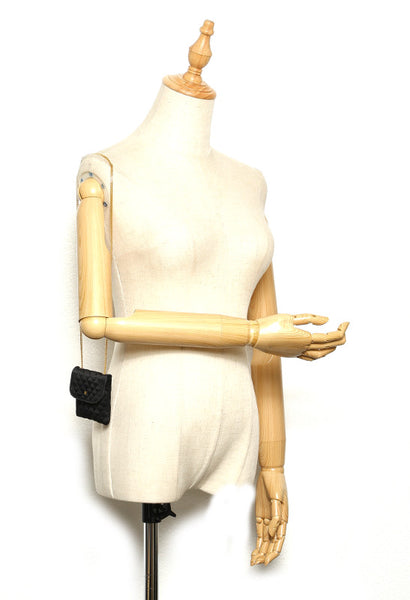 シャネル マトラッセ ブラック 黒 ナイロン チェーン ショルダーバッグ レディース CHANEL 中古