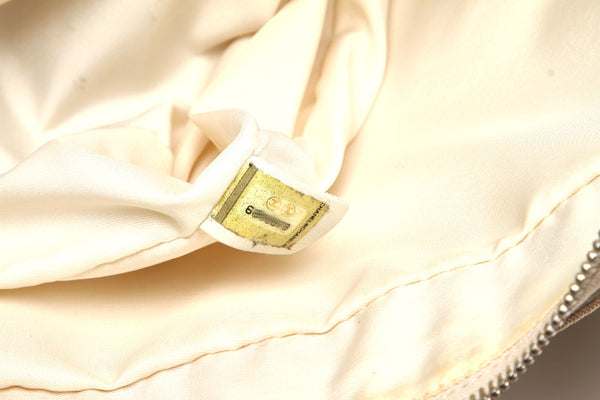 シャネル ニュートラベル ナイロン レザー ショルダーバッグ レディース CHANEL 中古