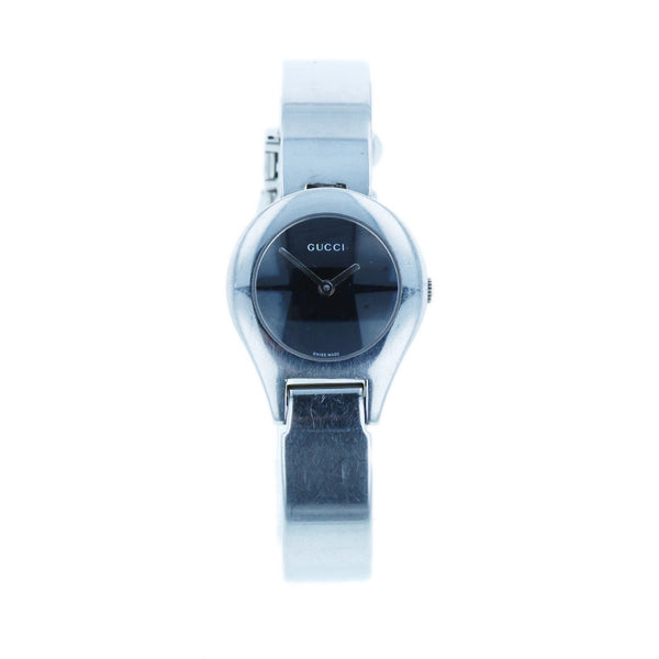 グッチ 6700L シルバー ステンレススチール 腕時計 レディース GUCCI クオーツ ブラック文字盤 【中古】