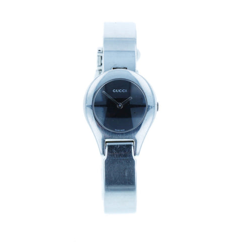 グッチ 6700L シルバー ステンレススチール 腕時計 レディース GUCCI クオーツ ブラック文字盤 【中古】
