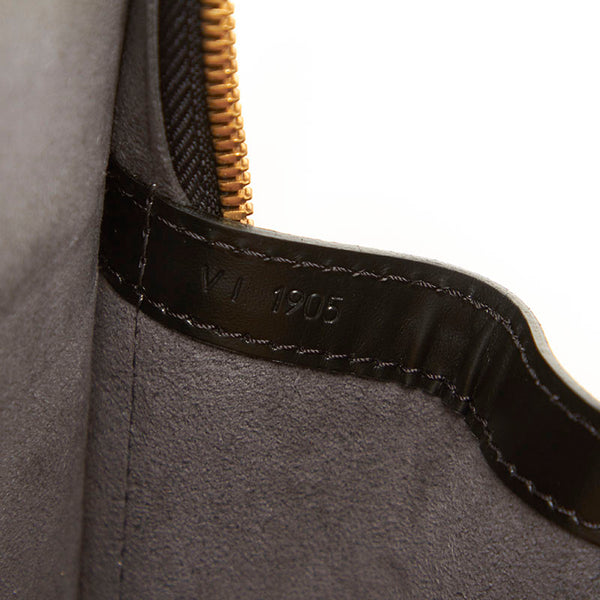 ルイ ヴィトン エピ リュサック M52282 ブラック  レザー ショルダーバッグ レディース LOUIS VUITTON 【中古】