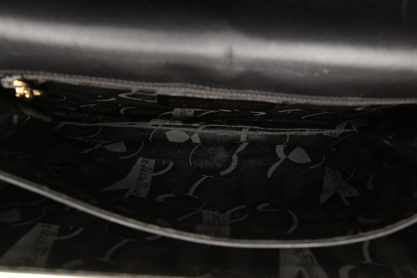 サルヴァトーレフェラガモ AQ21 7722 ブラック レザー 肩掛け ショルダーバッグ レディース Salvatore Ferragamo 中古