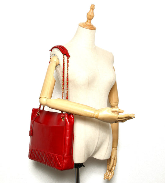 シャネル レッド 赤 レザー チェーン ショルダー トートバッグ レディース CHANEL 中古