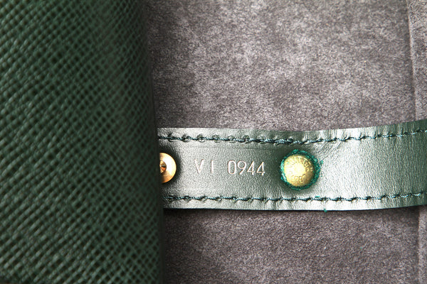 ルイ ヴィトン タイガ エランガアンポッシュ M30104 グリーン レザー ボストンバッグ メンズ LOUIS VUITTON 中古