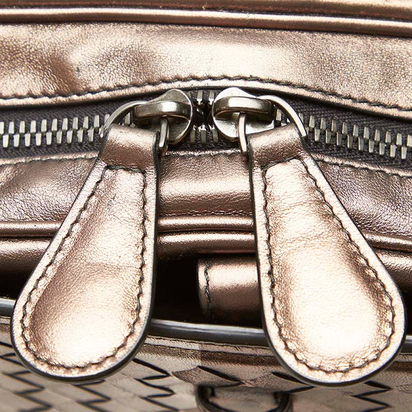 ボッテガヴェネタ イントレチャート メタリックカーキ シルバー  レザー ショルダーバッグ レディース BOTTEGAVENETA 【中古】