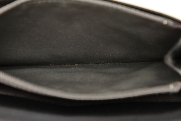 シャネル クルーズライン カメリア ブラック エナメル レザー 長財布 レディース CHANEL 中古