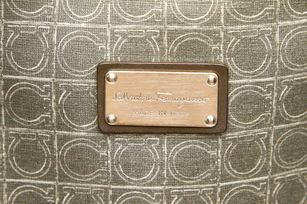 サルヴァトーレフェラガモ ガンチーニ カーキ PVC レザー キャンバス ビジネスバッグ ショルダーバッグ 2WAY メンズ Salvatore Ferragamo 中古