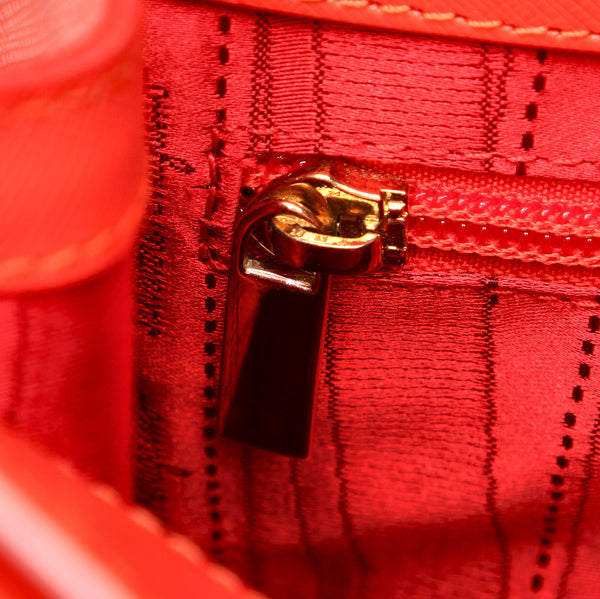 サルヴァトーレフェラガモ ガンチーニ DY-21 D290 オレンジ レッド レザー ハンドバッグ レディース Salvatore Ferragamo 中古