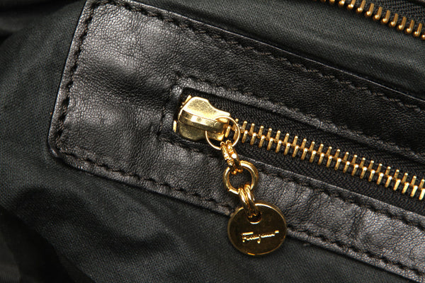 サルヴァトーレフェラガモ 24 5506 ブラック ナイロン レザー ハンドバッグ ショルダーバッグ 2WAY ユニセックス Salvatore Ferragamo 中古