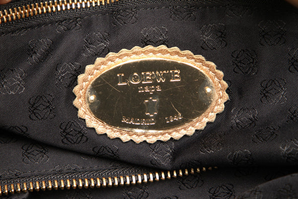 ロエベ アナグラム ゴールド レザー ハンドバッグ レディース LOEWE 中古