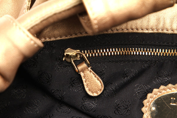 ロエベ アナグラム ゴールド レザー ハンドバッグ レディース LOEWE 中古