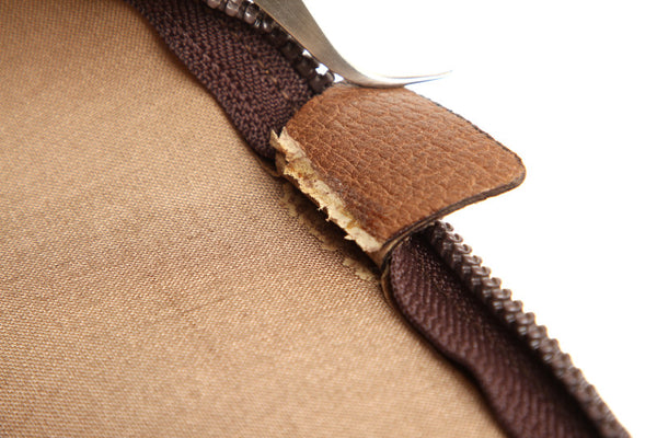 グッチ GGプラス ブラウン PVC レザー ポーチ ユニセックス GUCCI 中古