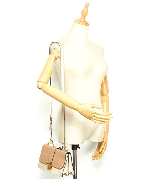 ミュウミュウ ベージュ レザー ショルダーバッグ レディース MIUMIU 中古