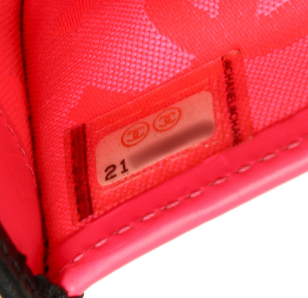 シャネル カンボンライン ブラック 黒 レザー 二つ折り財布 レディース CHANEL 中古