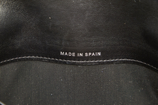 シャネル マトラッセ ブラック ラムスキン 二つ折り財布 レディース CHANEL 中古