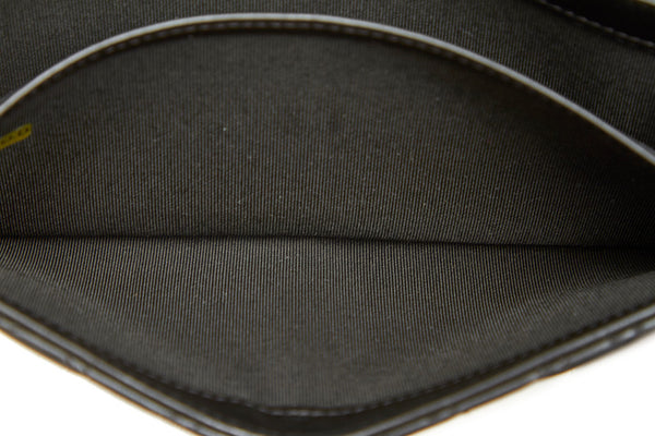 シャネル マトラッセ ブラック ラムスキン 二つ折り財布 レディース CHANEL 中古