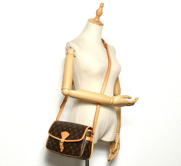 ルイ ヴィトン モノグラム ソローニュ M42250 ブラウン 茶 PVC レザー ショルダーバッグ  LOUIS VUITTON 中古