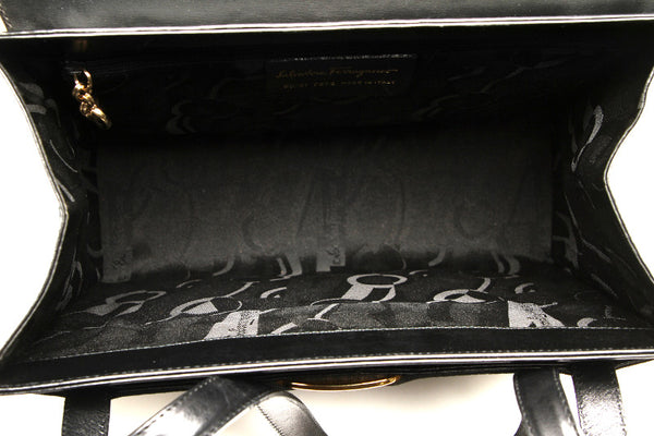 サルヴァトーレフェラガモ ショルダーバッグ 1-240001044353