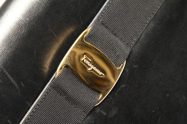 サルヴァトーレフェラガモ ショルダーバッグ 1-240001044353