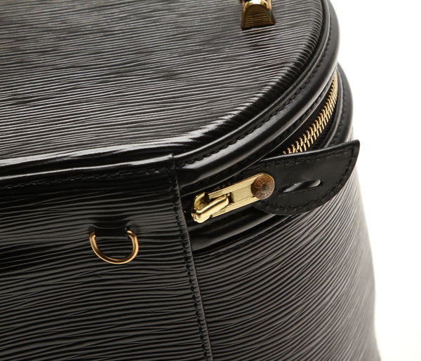 ルイ ヴィトン エピ カンヌ M48032 ブラック 黒 レザー ハンドバッグ レディース LOUIS VUITTON 中古