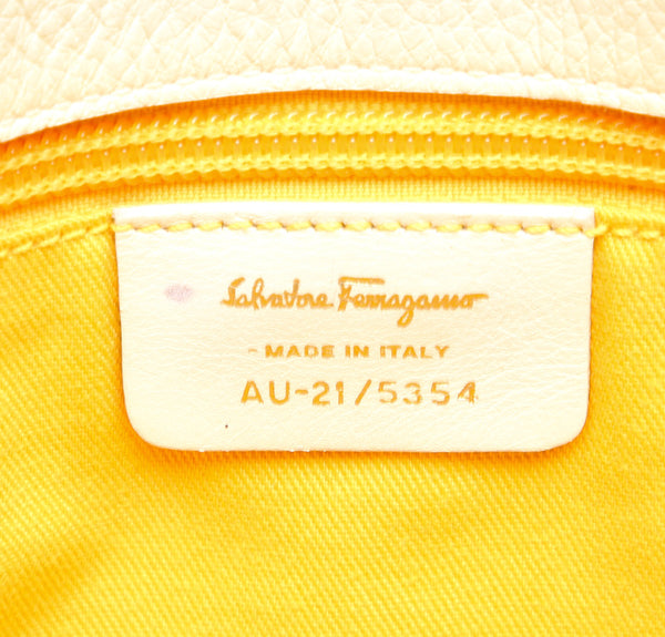 サルヴァトーレフェラガモ ガンチーニ AU-21 5354 ホワイト 白 レザー トートバッグ レディース Salvatore Ferragamo 中古