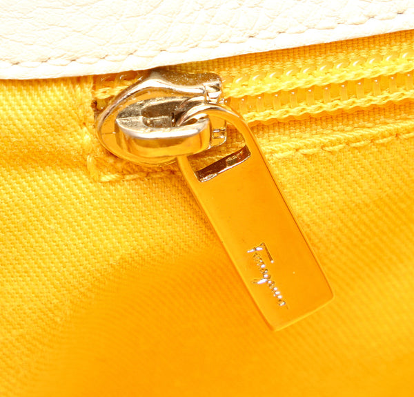 サルヴァトーレフェラガモ ガンチーニ AU-21 5354 ホワイト 白 レザー トートバッグ レディース Salvatore Ferragamo 中古