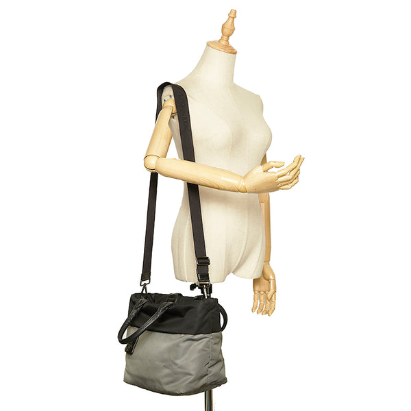 プラダ ブラック グレー ナイロン レザー ハンドバッグ レディース PRADA 【中古】