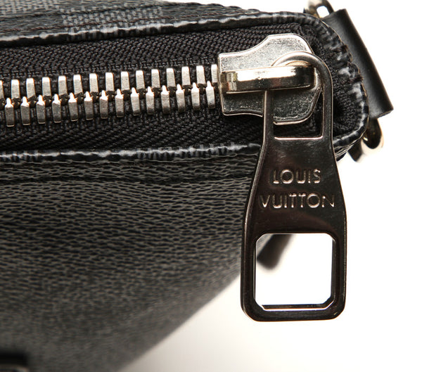 ルイ ヴィトン ダミエ　グラフィット ミック MM N41106 ブラック グレー PVC ショルダーバッグ メンズ LOUIS VUITTON 中古