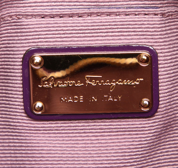 サルヴァトーレフェラガモ ヴァラリボン EZ-21 B642 パープル エナメル 肩掛け ショルダーバッグ レディース Salvatore Ferragamo 【中古】