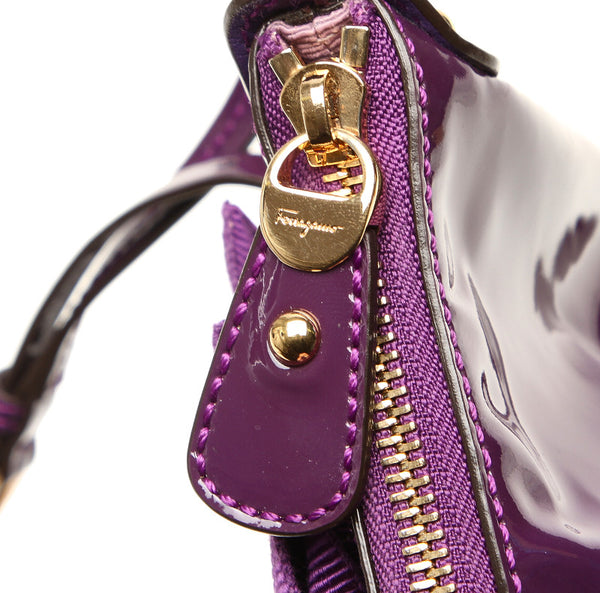 サルヴァトーレフェラガモ ヴァラリボン EZ-21 B642 パープル エナメル 肩掛け ショルダーバッグ レディース Salvatore Ferragamo 【中古】